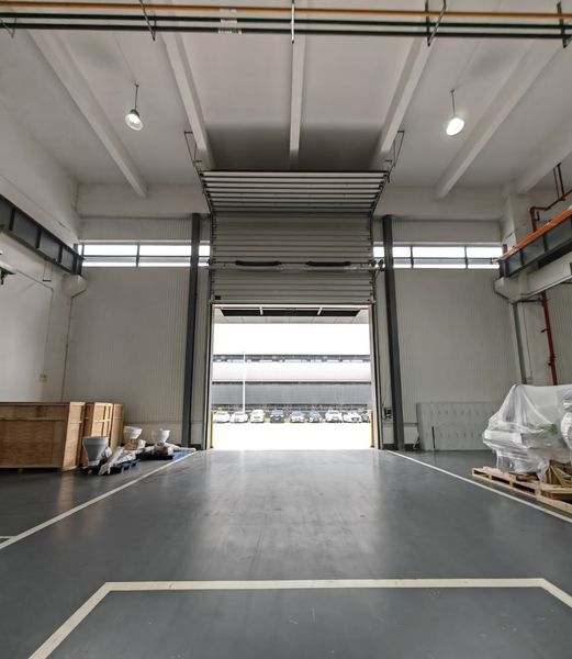 Shanghai Yushi Technology Development Co., Ltd. linha de produção do fabricante